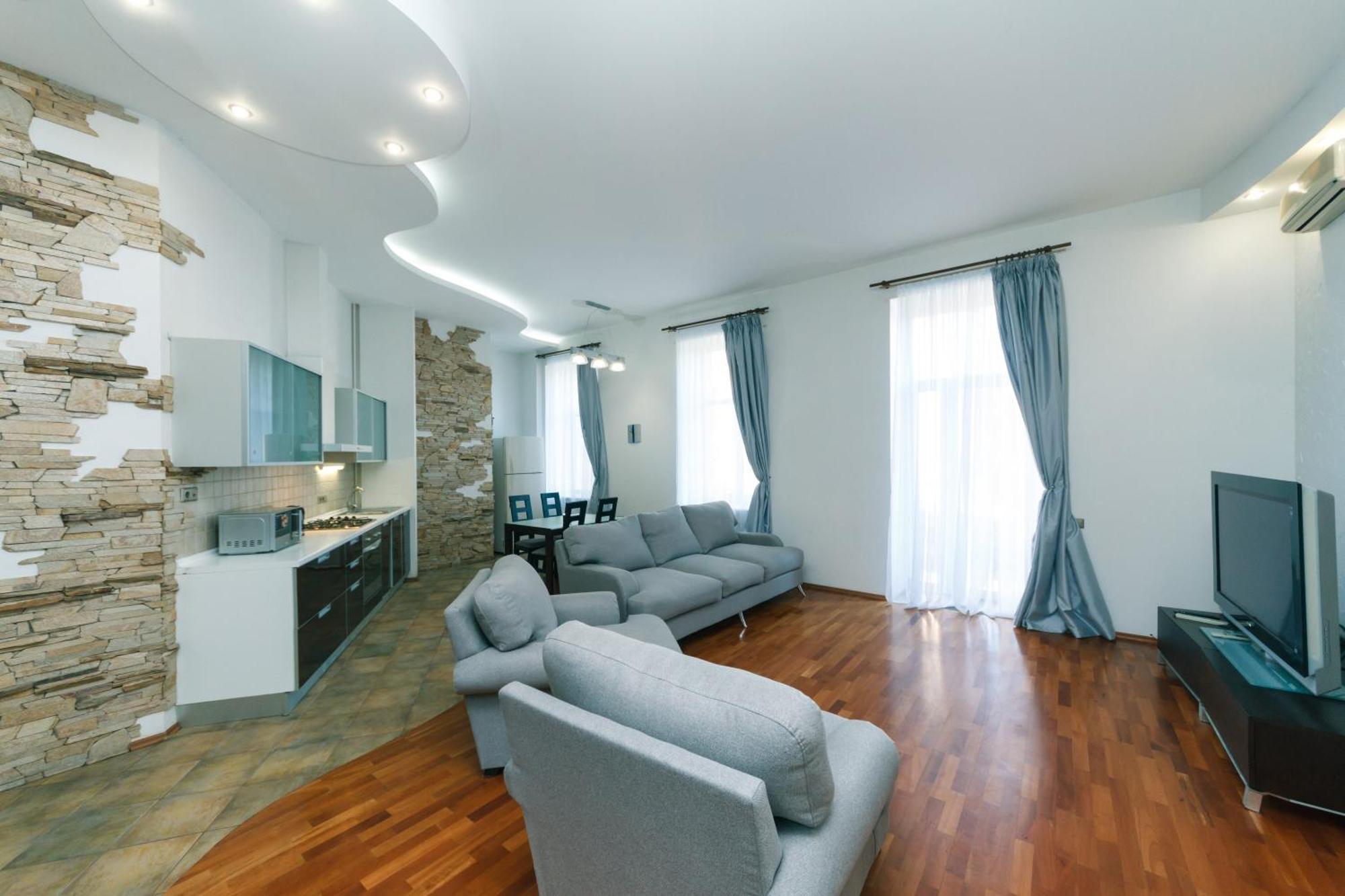 דירות קייב Lux Near Maidan, Khreschutyk 3Br מראה חיצוני תמונה